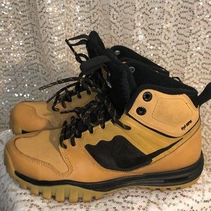 Nike H2O repel tan boots